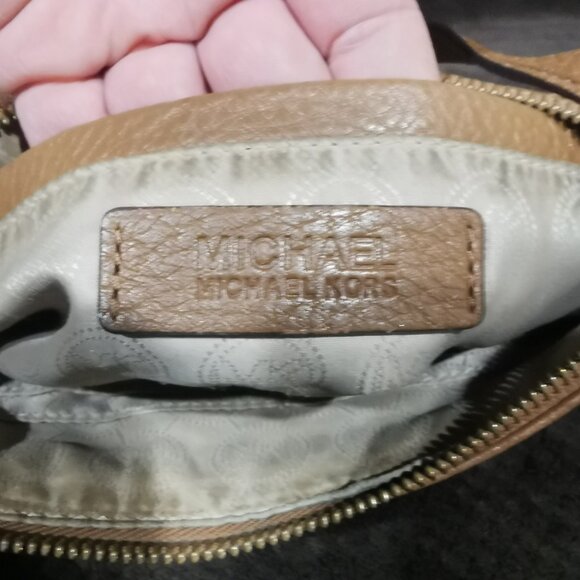 Tan Crossbody #230 - Picture 8 of 16